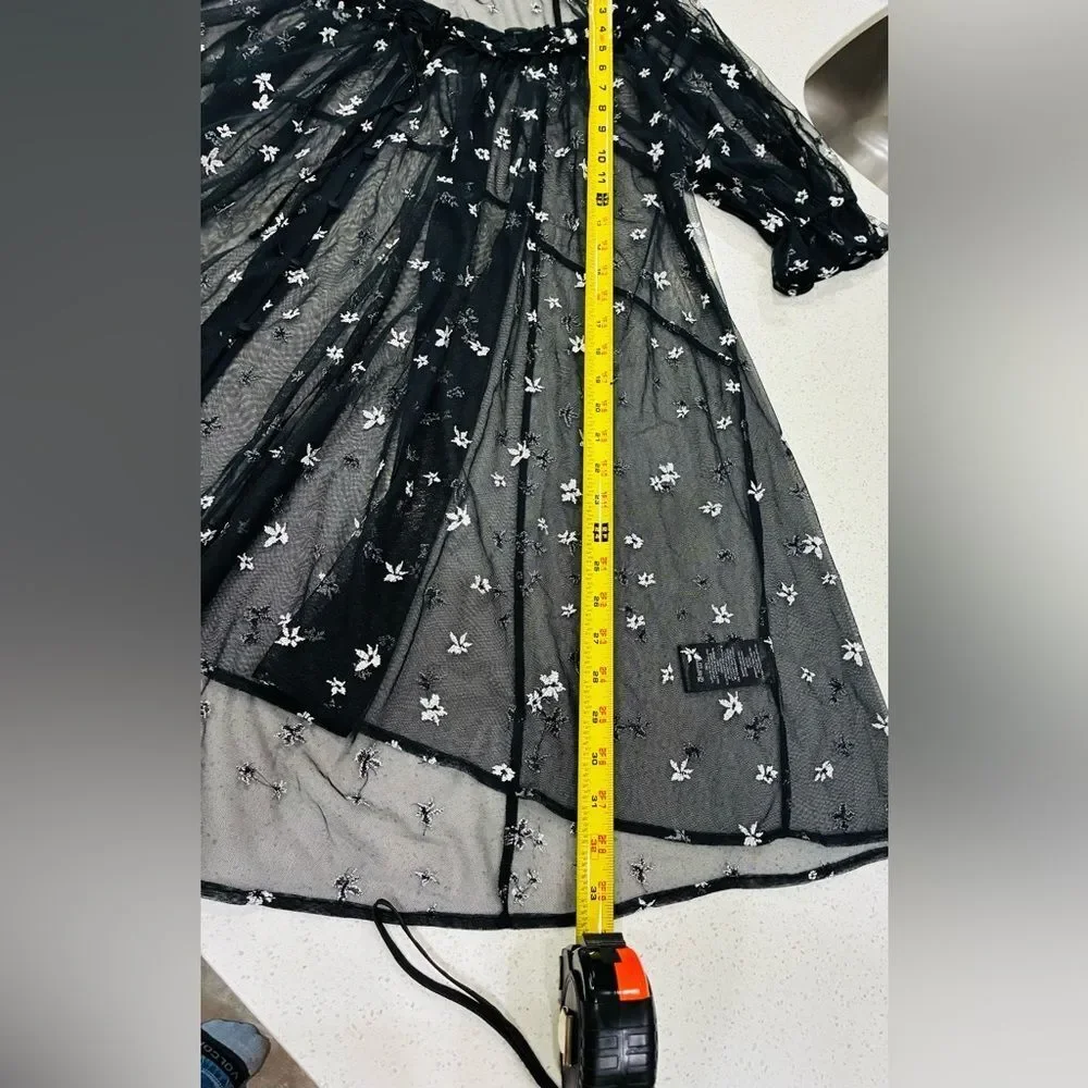 Free People Black Sheer Lace Embroidered Floral Tunic Top XS Boho Goth Festival - Picture 9 of 12